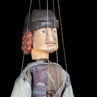 Montra Mar~Marionetas Montra Mar~Marionetas