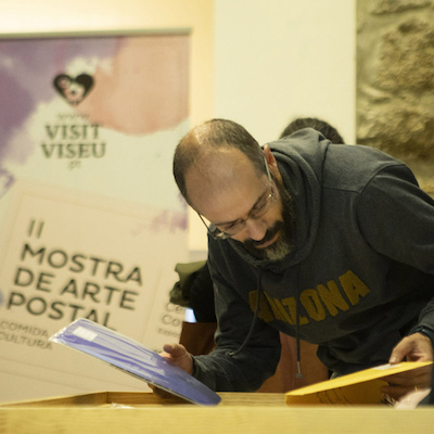 À MESA COM... QUINTA DA CRUZ - FOOD, WINE & CULTURE / II Convocatória Internacional de Arte Correio