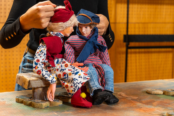 Historiar, o lugar onde os olhos se fecham Historiar, o lugar onde os olhos se fecham