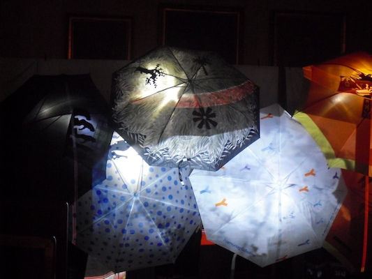 Teatro de Sombras - As Sombras também têm Corpo Teatro de Sombras - As Sombras também têm Corpo