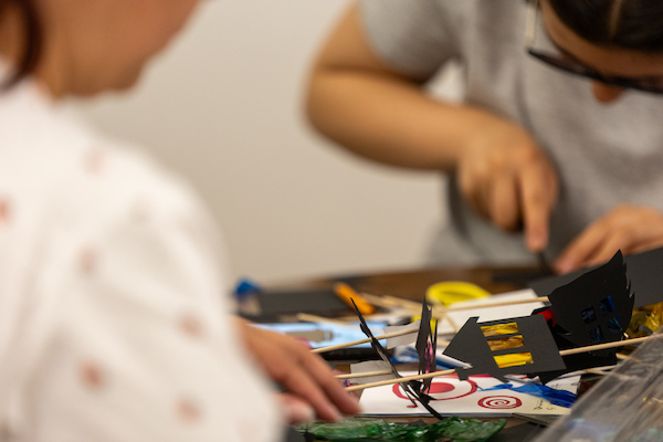 Marionetas de Sombras - Histórias com Sombra Marionetas de Sombras - Histórias com Sombra